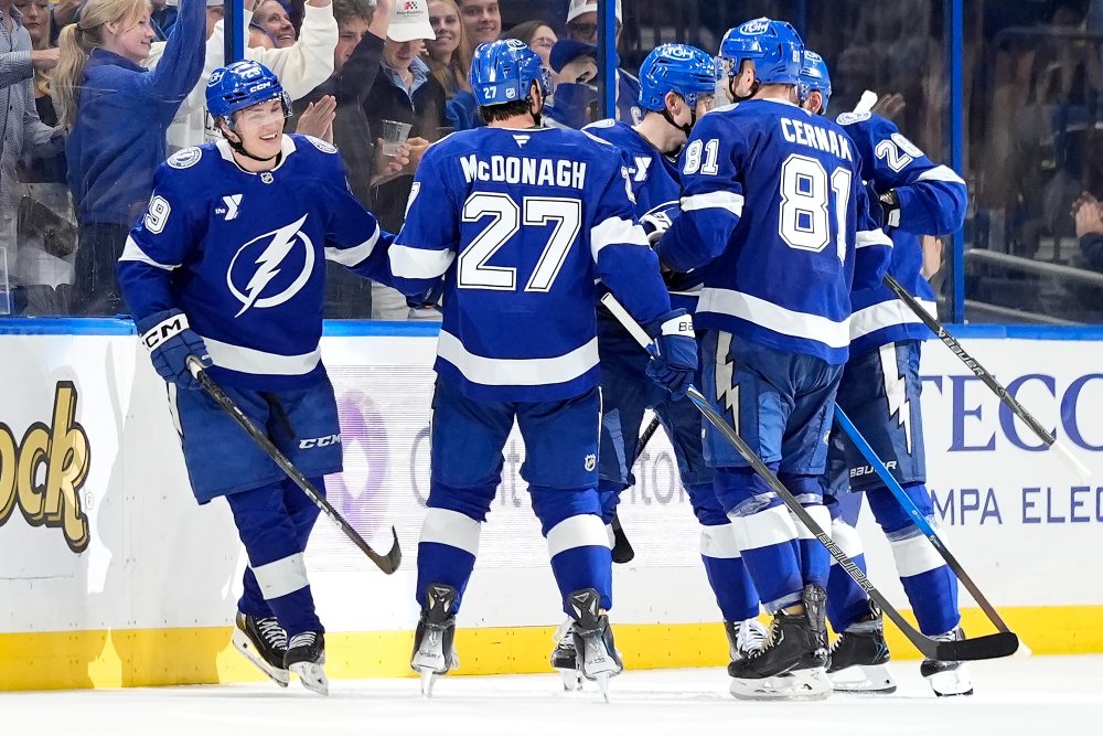 Zápas zámorskej NHL: Tampa Bay Lightning - Vancouver Canucks