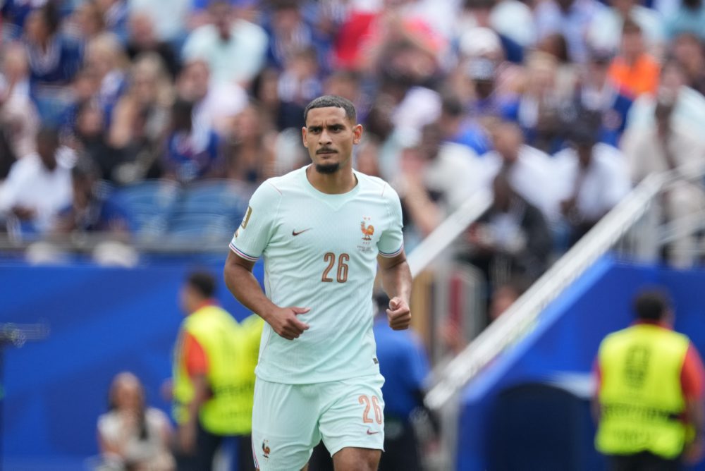  Chelsea získala z Crystal Palace francúzskeho obrancu Lacroixa