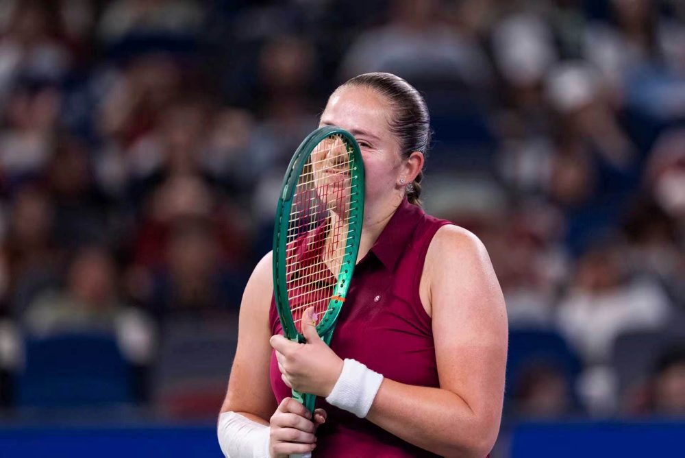 Semifinále dvojhry žien vo Wuchane: Jelena Ostapenková - Sonay Kartalová 