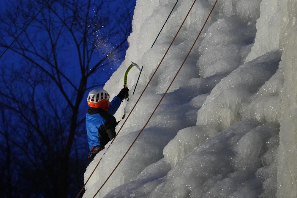 Ľadová stena v českej obci Vír 