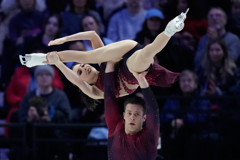 Krátky program športových dvojíc  