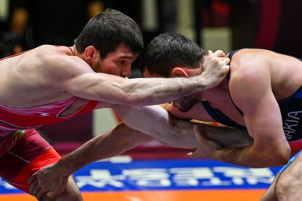 Slovenský zápasník Tajmuraz Salkazanov zabojuje o zlato, v semifinále zdolal Kuramagomedova