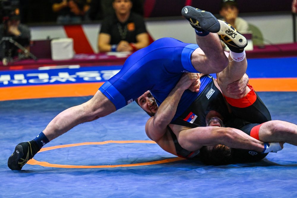 Slovenský zápasník Batyrbek Cakulov získal striebro, vo finále nestačil na Sadulajeva