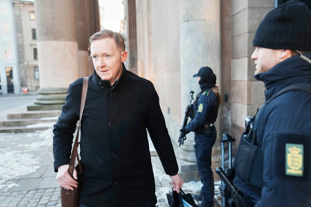 Dánsky súd poslal za mreže dvoch Švédov, ktorí hádzali granáty na izraelskú ambasádu