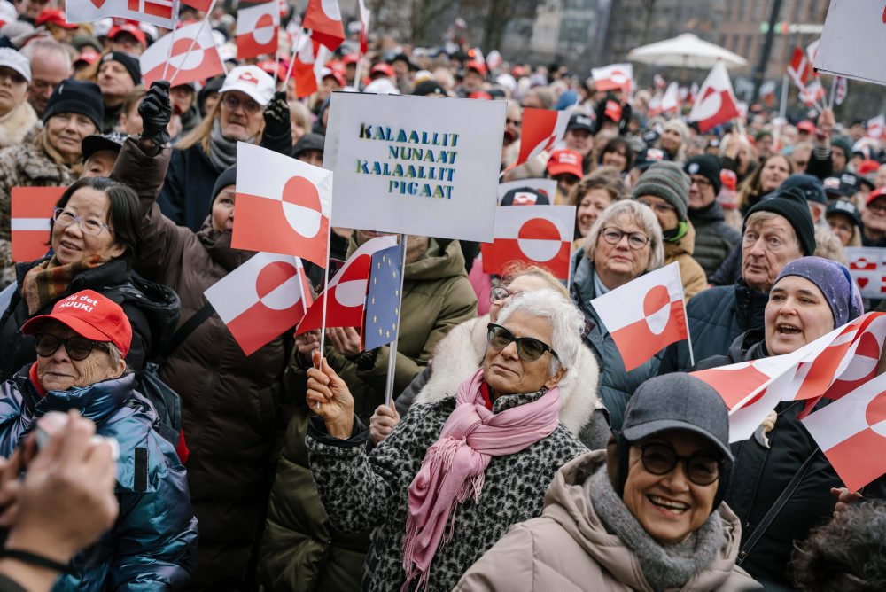 Tisícky ľudí protestovali v Kodani proti snahe Trumpa o obsadenie Grónska