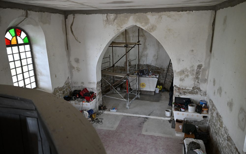 Kvakovce: Kostolík na Trepci pri Domaši obnovujú, odhalili vážne poškodenia veže