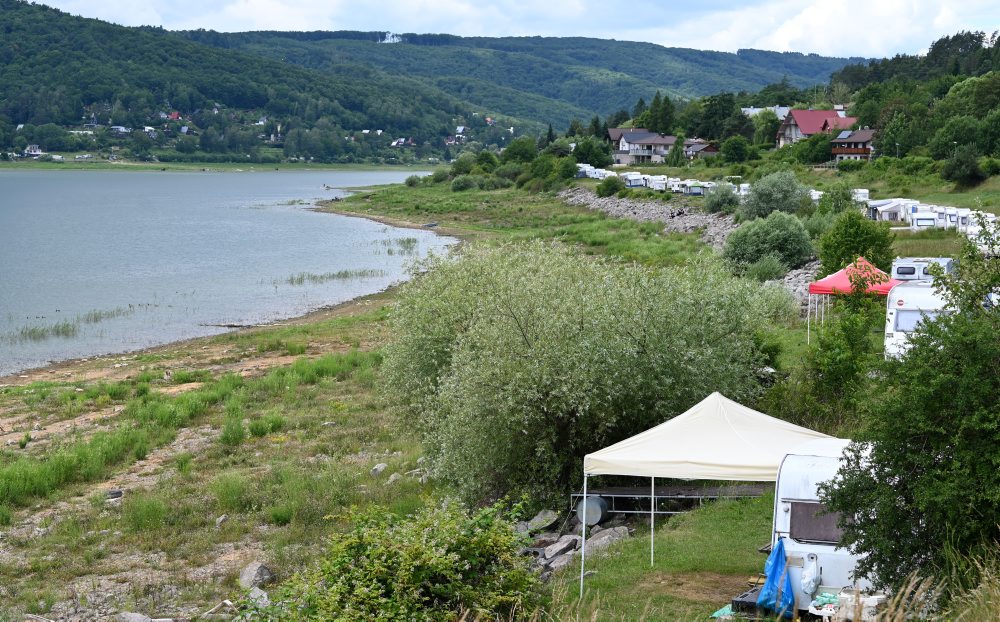 Nízky stav hladiny vodnej nádrže Domaša pred letnou sezónou
