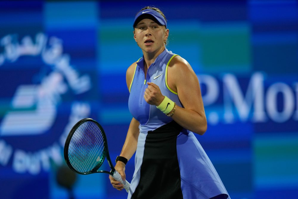 Amanda Anisimovová - Jessica Pegulová  