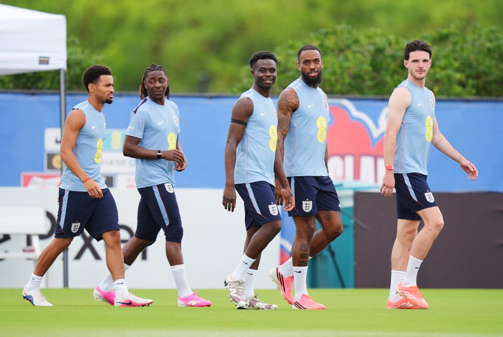 Tréning anglickej futbalovej rerpezentácie v dejisku svetového šampionátu v USA 