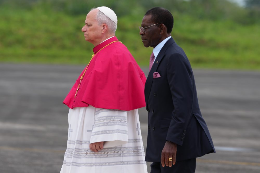 Pápež Lev XIV. pricestoval na návštevu Rovníkovej Guinei 