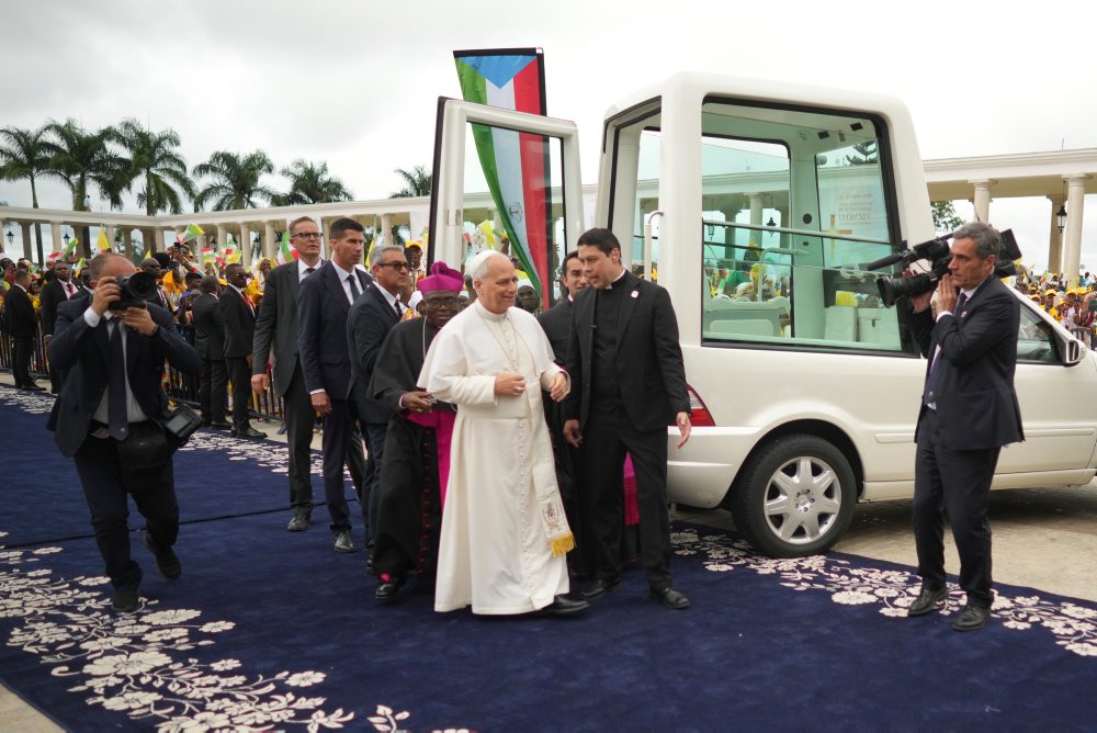 Pápež Lev XIV. pokračuje v návšteve Rovníkovej Guiney