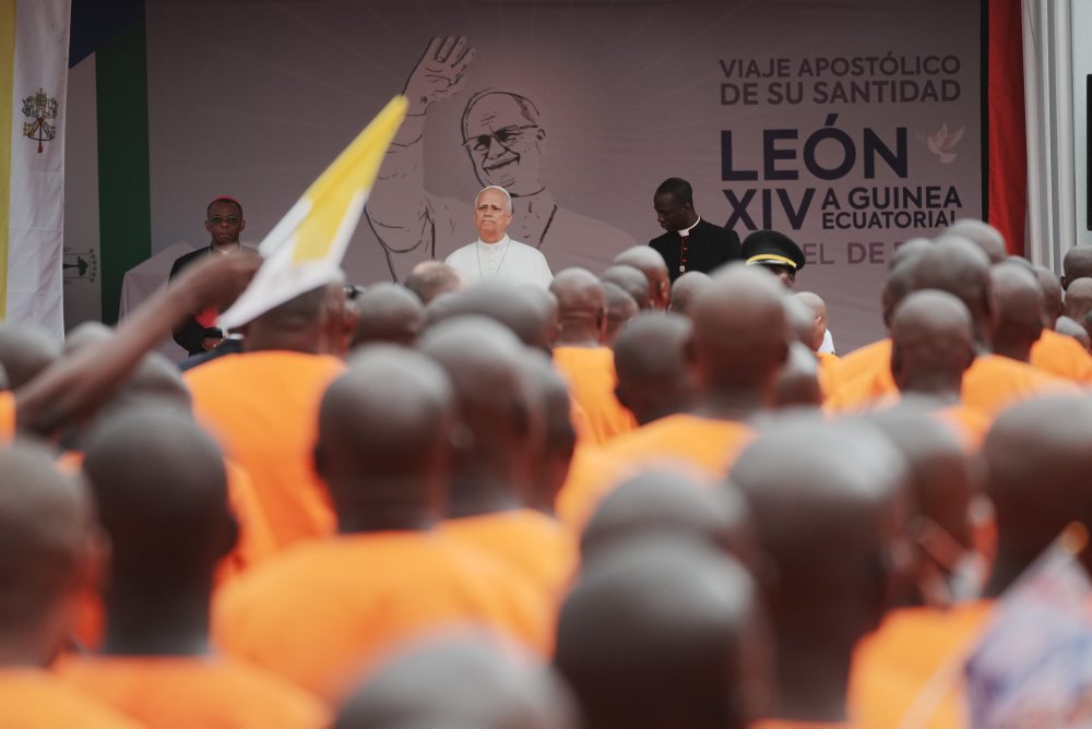 Pápež Lev XIV. pokračuje v návšteve Rovníkovej Guiney