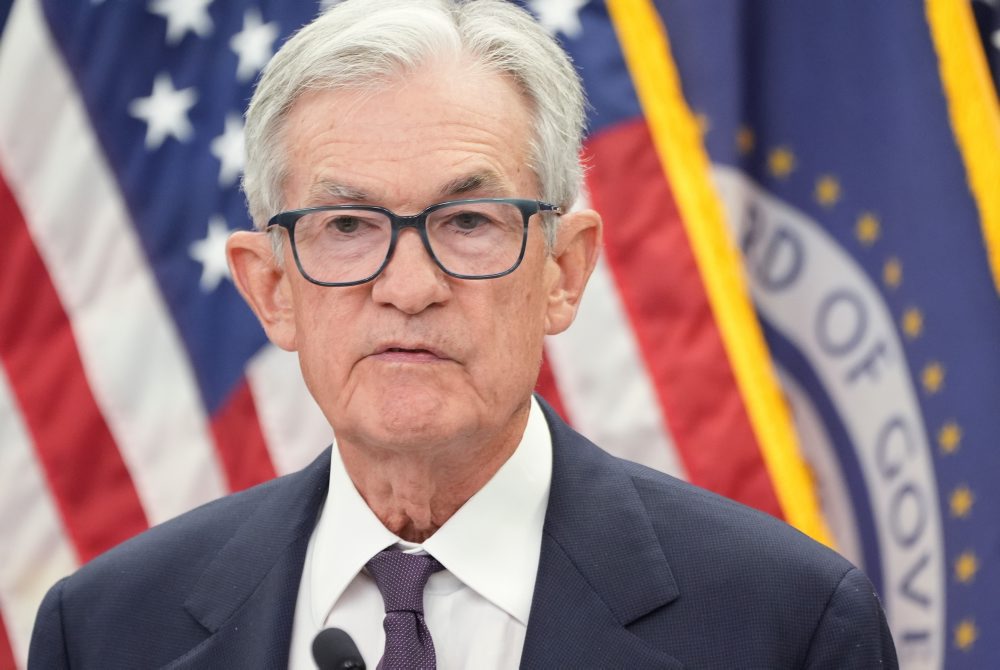 Fed ponechal kľúčový úrok v pásme 3,5 % až 3,75 % 