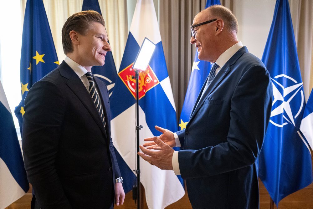 Švajčiarsky minister obrany vo Fínsku