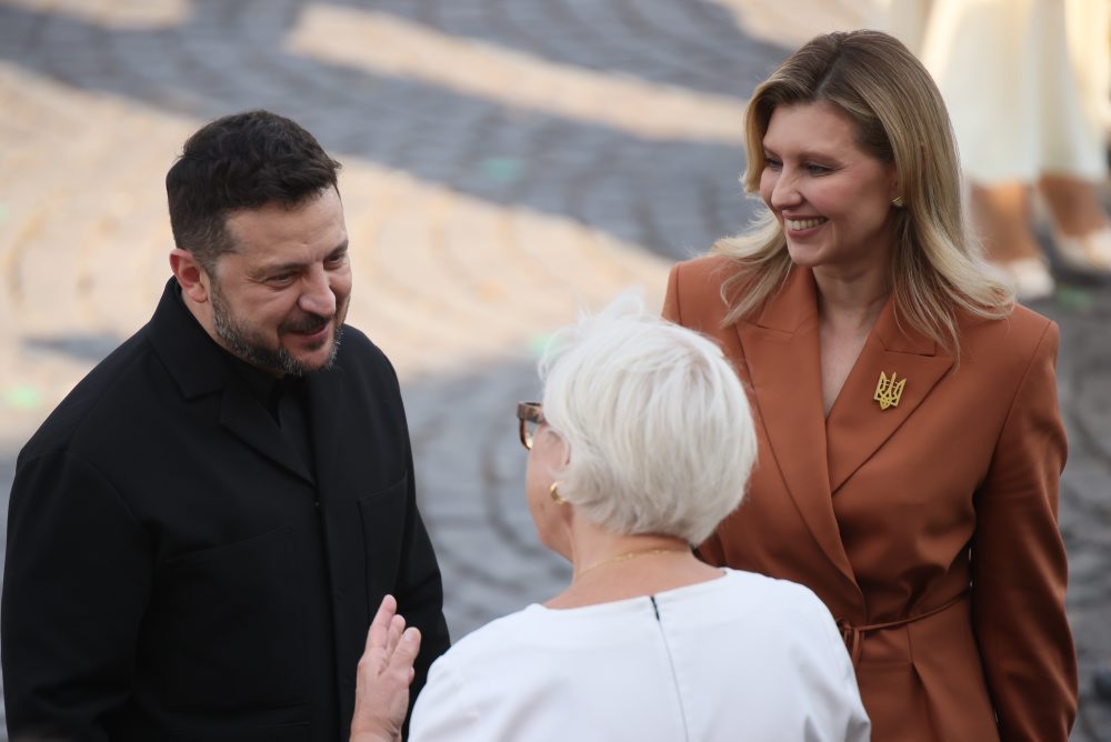 Oslavy francúzskeho štátneho sviatku, Dňa dobytia Bastily v Paríži 