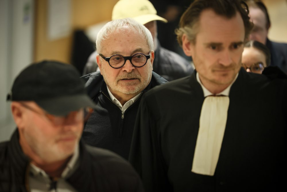 Francúzskeho politika odsúdili za zdrogovanie kolegyne a pokus o sexuálny útok