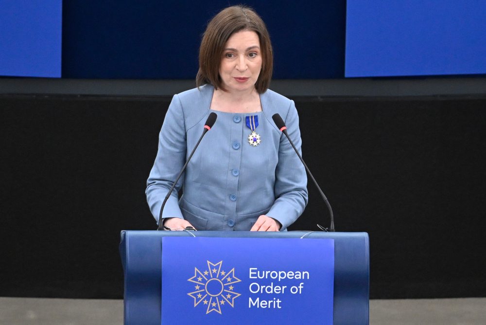 V Európskom parlamente ocenili prvých laureátov Európskeho radu za zásluhy