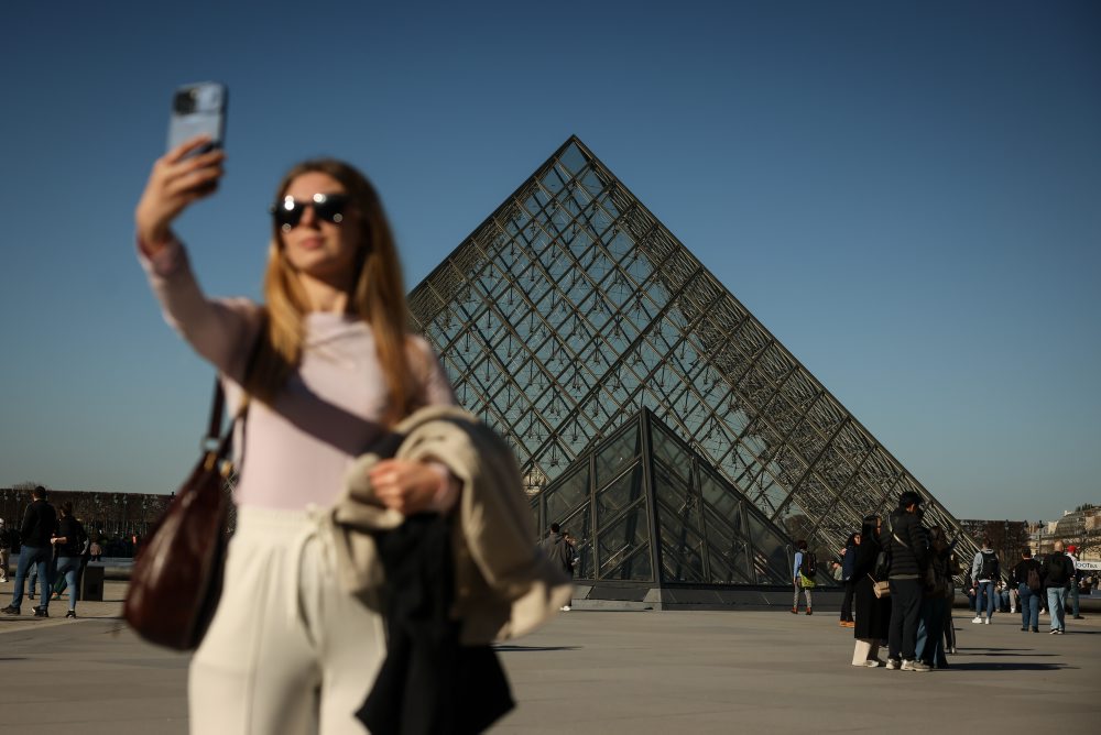 Múzeum Louvre v Paríži