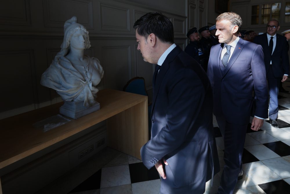 Emmanuel Macron v spojitosti s protestami vo Francúzsku navštívil Marseille