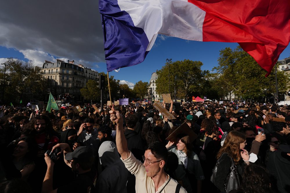 Francúzski študenti pokračujú v protestoch
