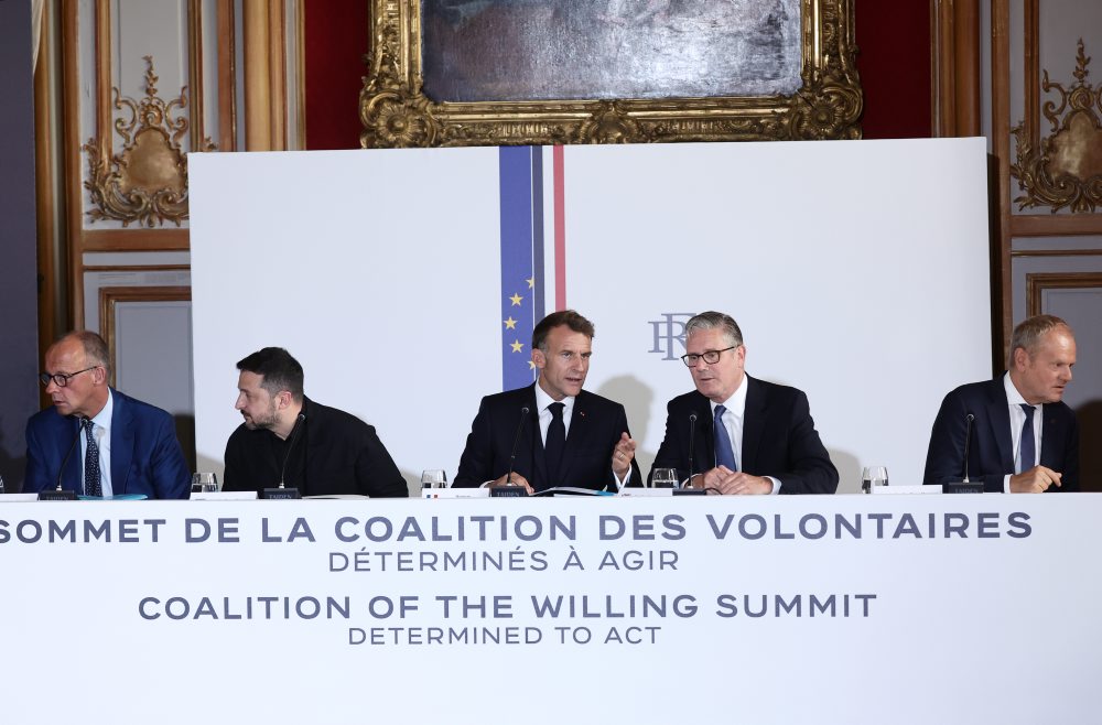 Summit Koalície ochotných v Paríži