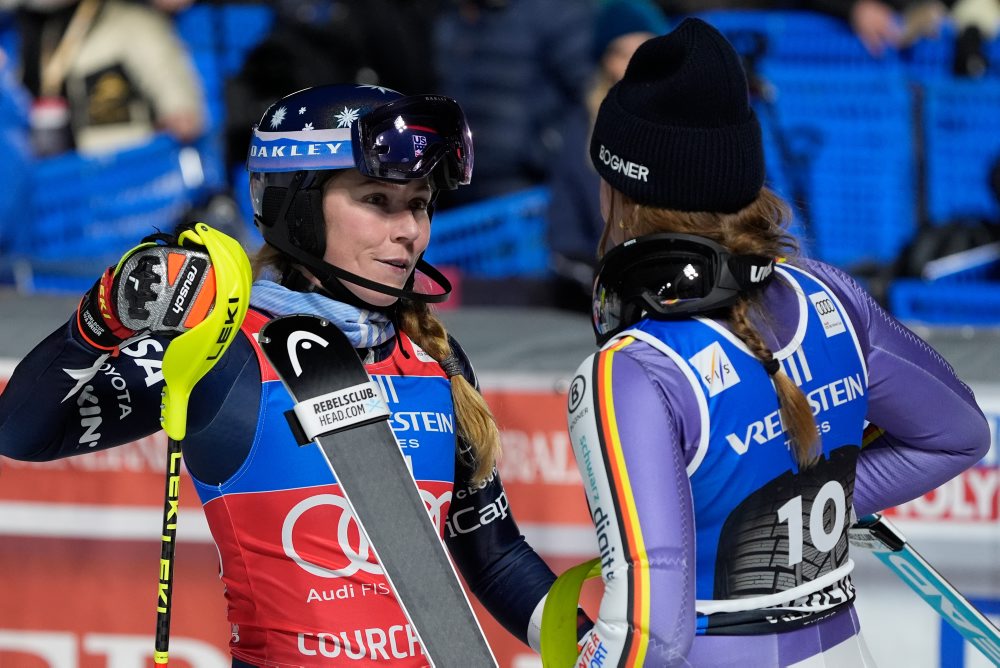 Američanka Mikaela Shiffrinová Shiffrinová zvíťazila v slalome vo francúzskom Courcheveli