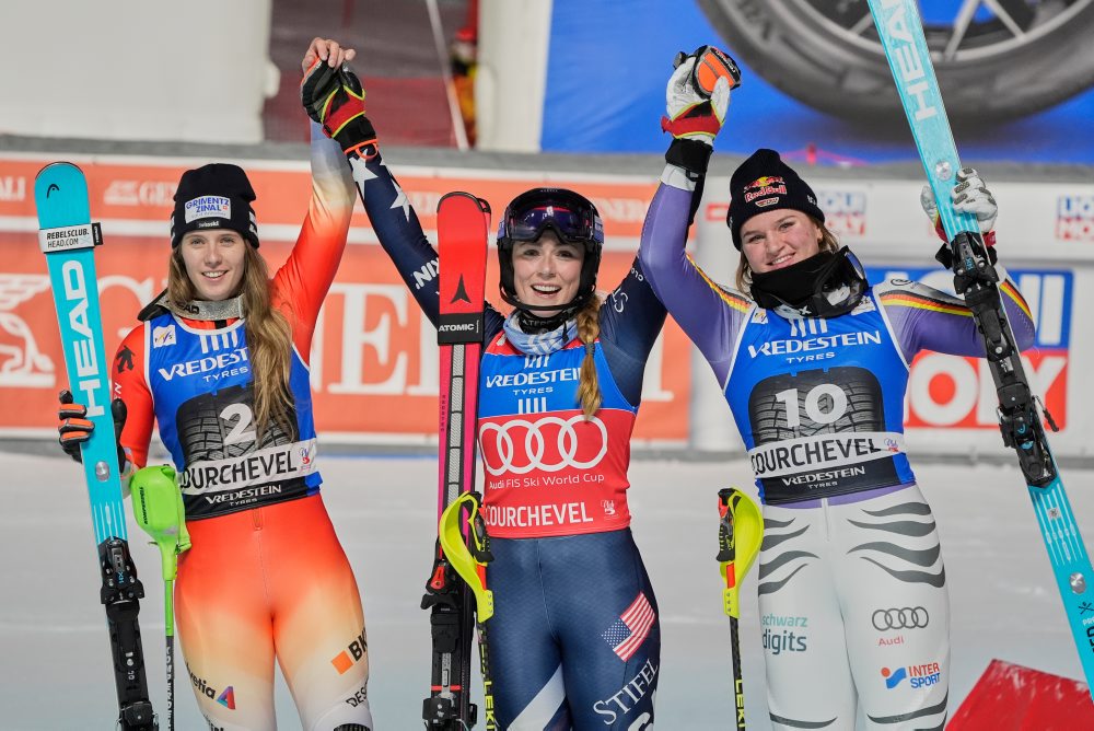 Američanka Mikaela Shiffrinová Shiffrinová zvíťazila v slalome vo francúzskom Courcheveli