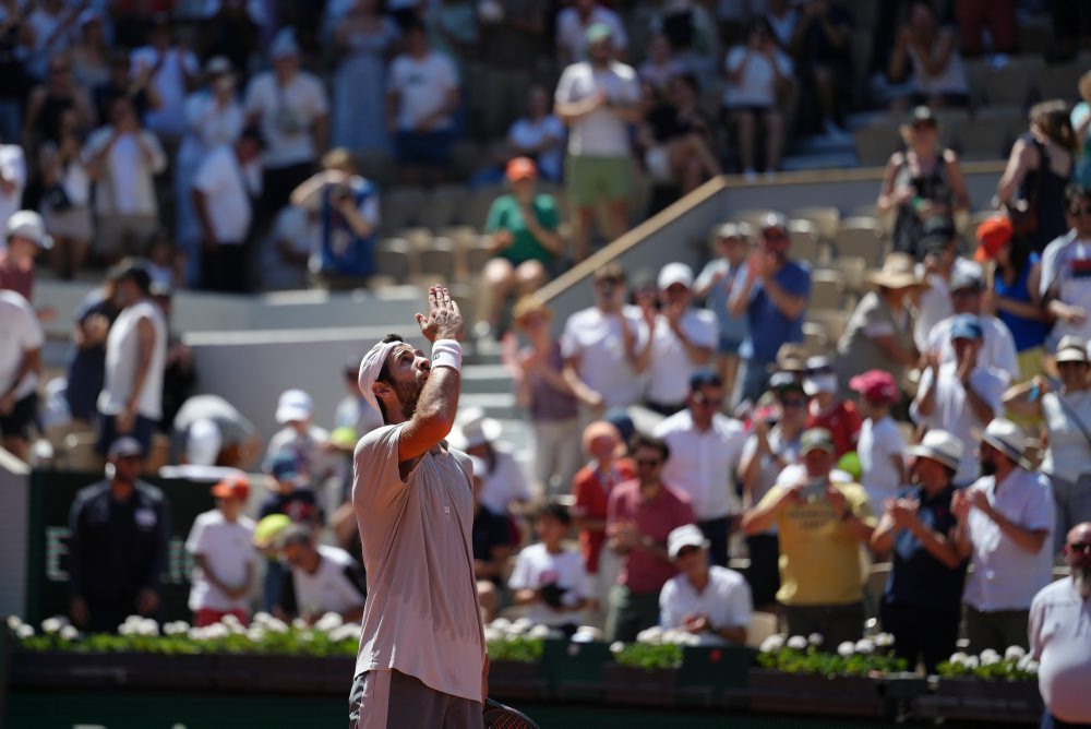 Rus Karen Chačanov postúpil do 3. kola dvojhry na grandslame Roland Garros 