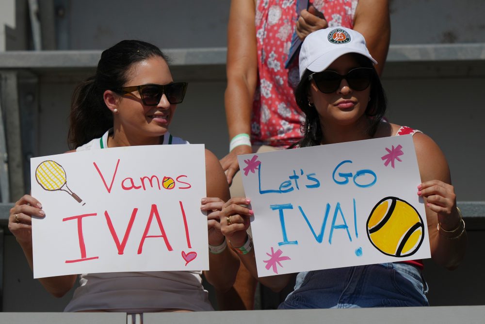 Iva Jovicová - Emma Navarrová