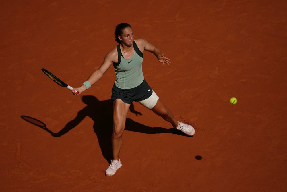 Diane Parryová - Ann Liová