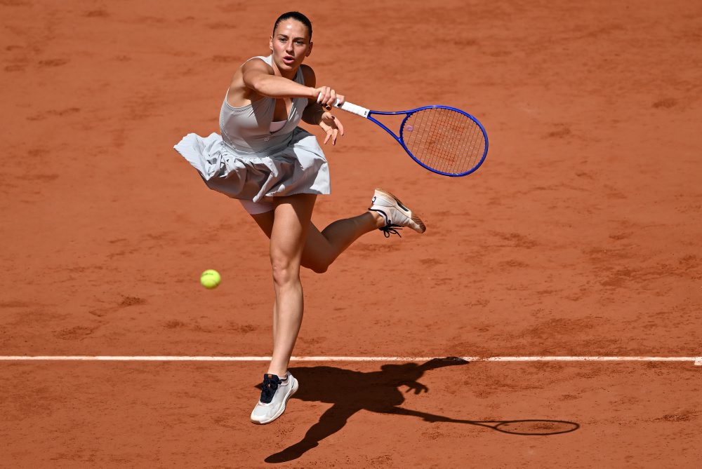 Marta Kosťuková - Mirra Andrejevová