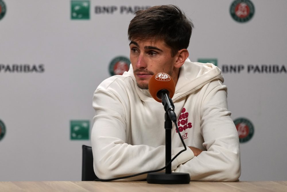 Arnaldi odstúpil z Roland Garros