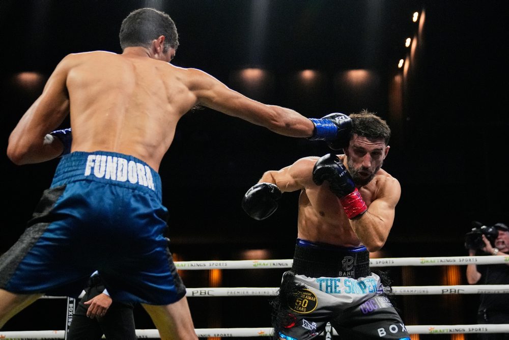 Súboj o titul v super welterovej kategórii organizácie WBC: Sebastian Fundora - Ermal Hadribeaj 