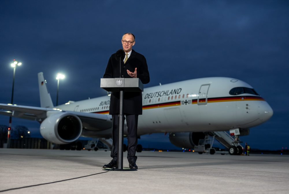 Nemecký kancelár Friedrich Merz počas TK pred odletom do Číny