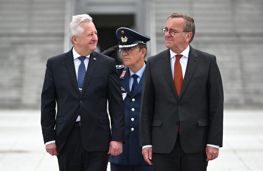 Český minister obrany Jaromír Zůna v Nemecku