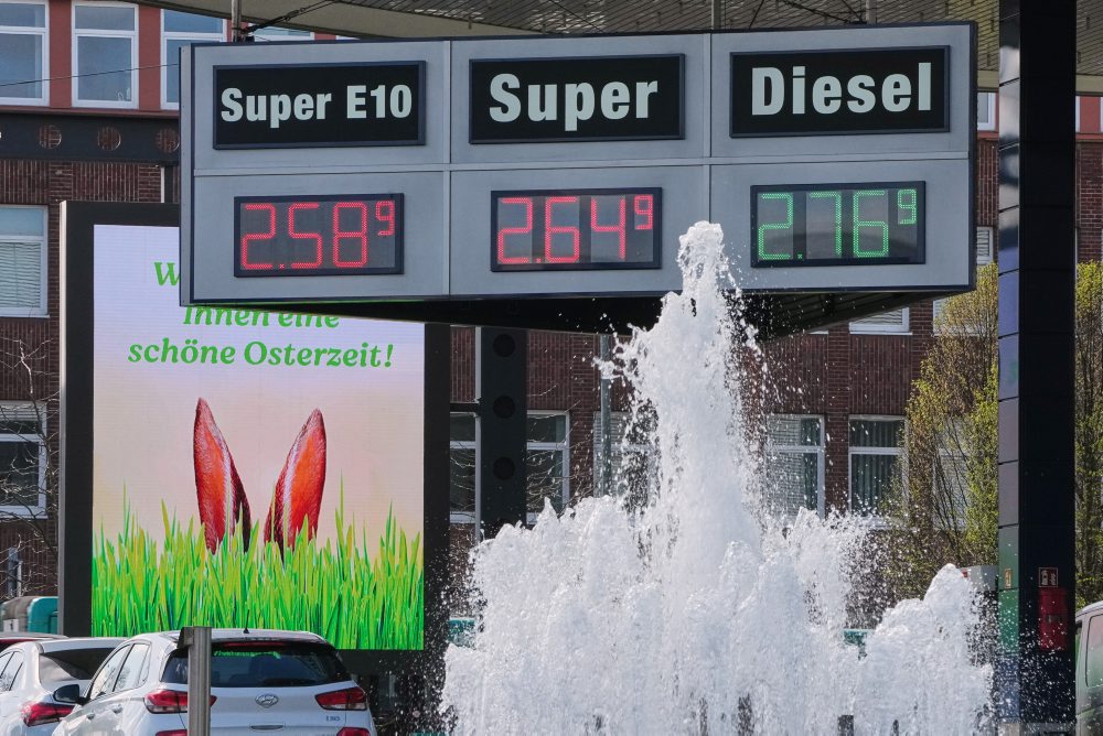 Čerpacie stanice v Nemecku môžu zvyšovať ceny len raz denne