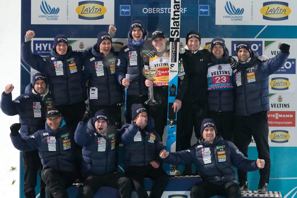 Prevc ovládol úvodné podujatie Turné štyroch mostíkov