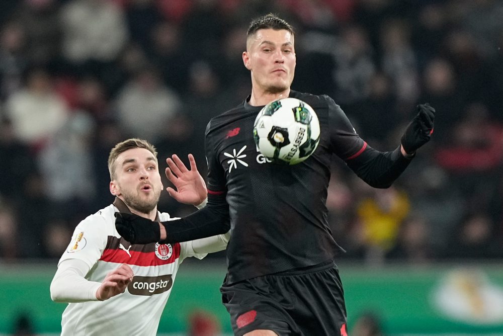 ayer Leverkusen - FC St. Pauli