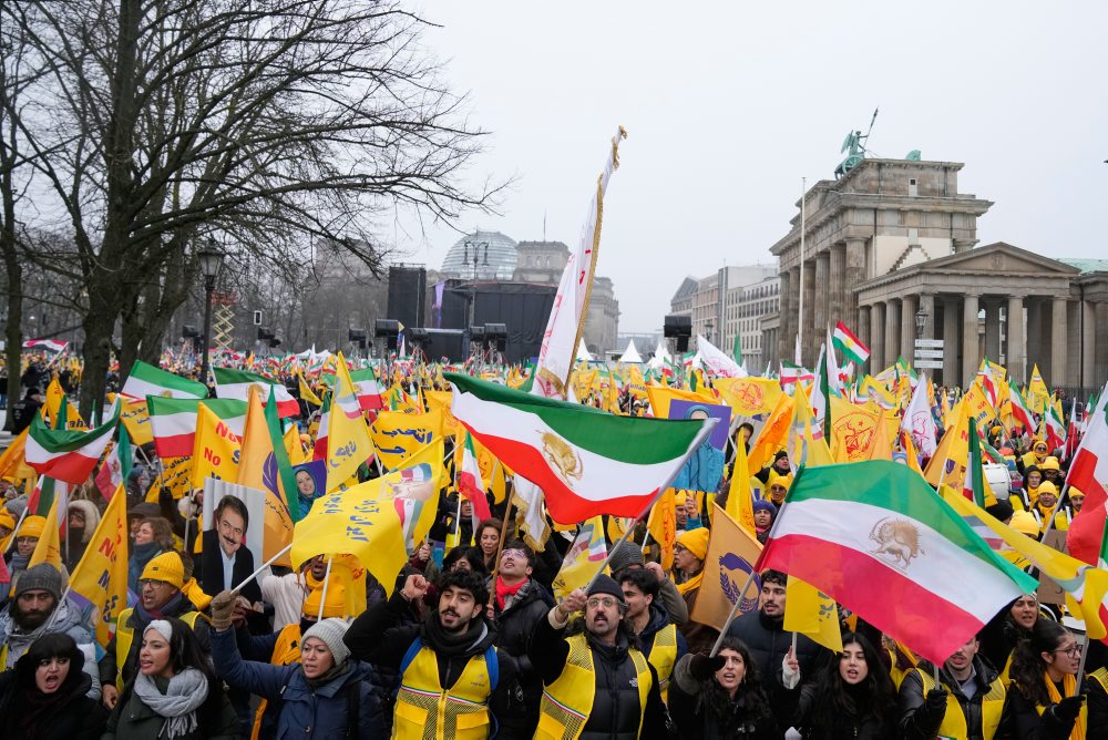 Protest v Berlíne na znak solidarity s iránskym ľudom