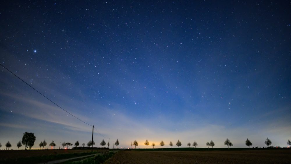 Nočná obloha v nemeckom Lietzene