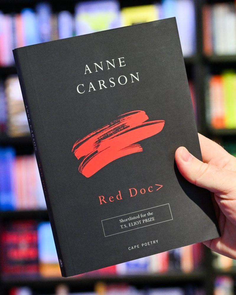 Nobelovu cenu za literatúru získala Kanaďanka Anne Carsonová