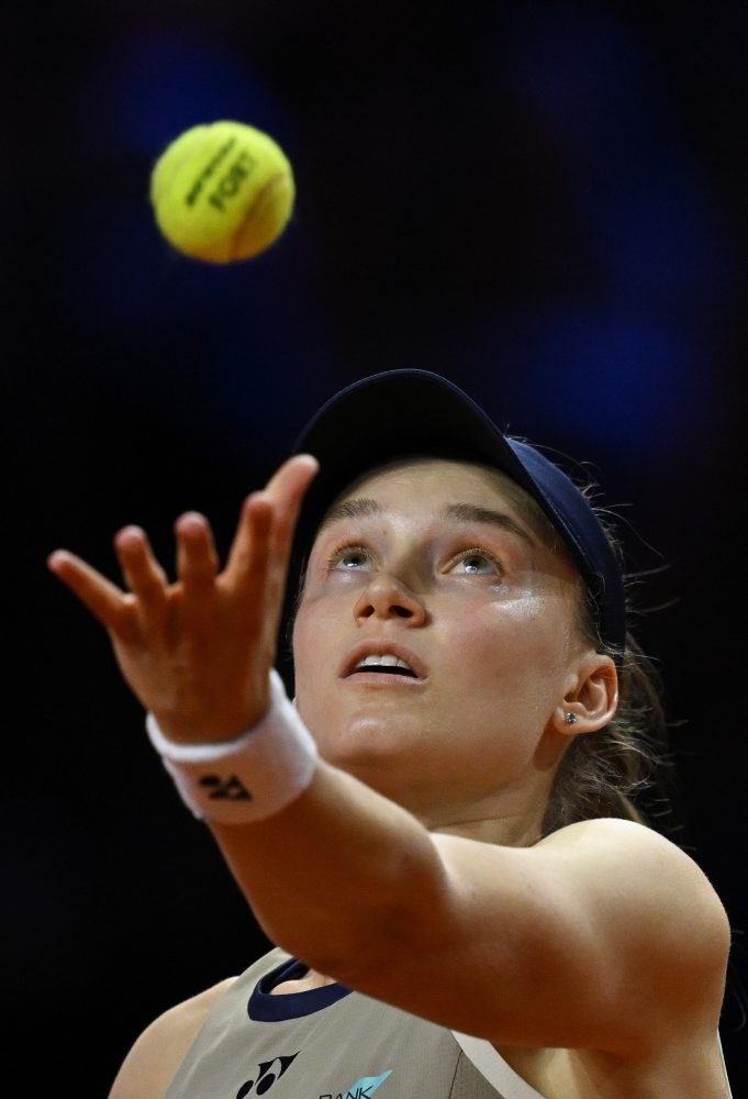 Jelena Rybakinová - Leylah Fernandezová 