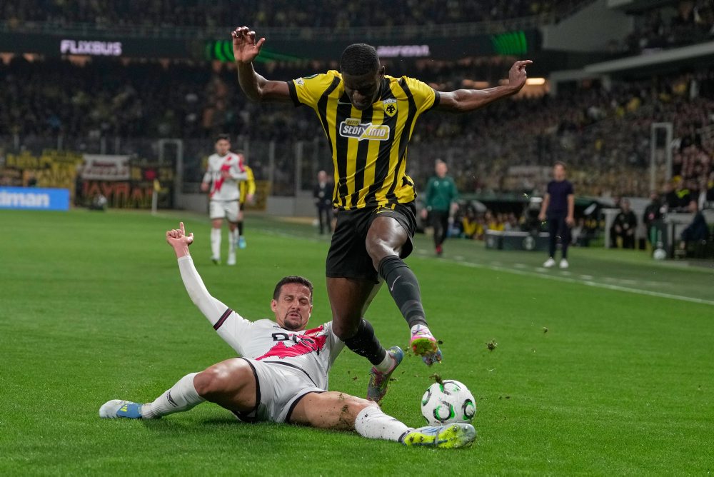 AEK Atény - Rayo Vallecano