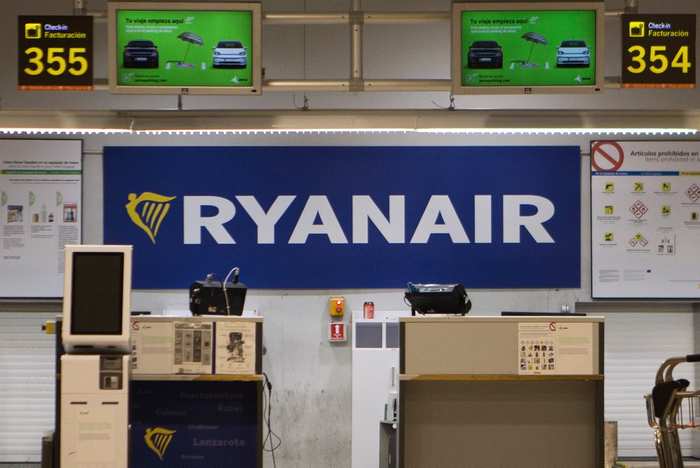 Zisk Ryanairu klesol v 1. kvartáli o viac než tretinu