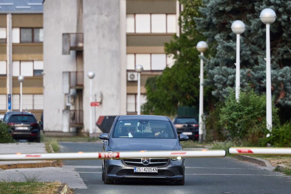 Šimiča zatkli pre podozrivý projekt pobrežného kempu v Chorvátsku