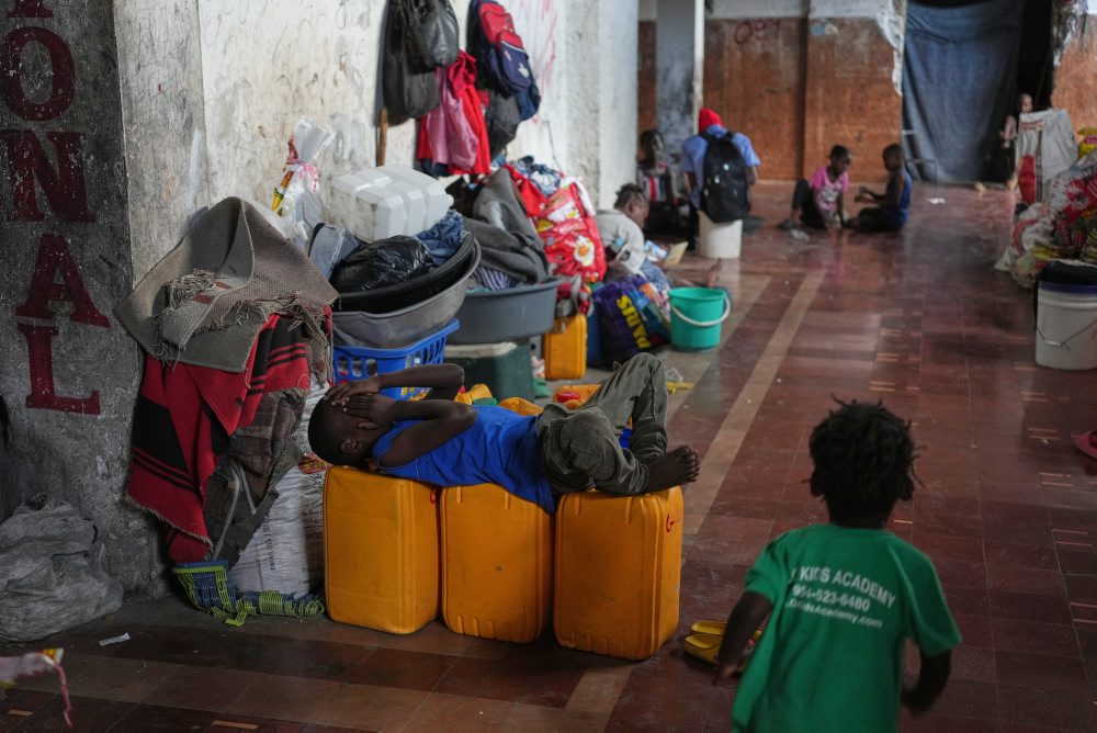 OSN: Víkendový útok gangu na mesto na Haiti si vyžiadal najmenej 70 mŕtvych