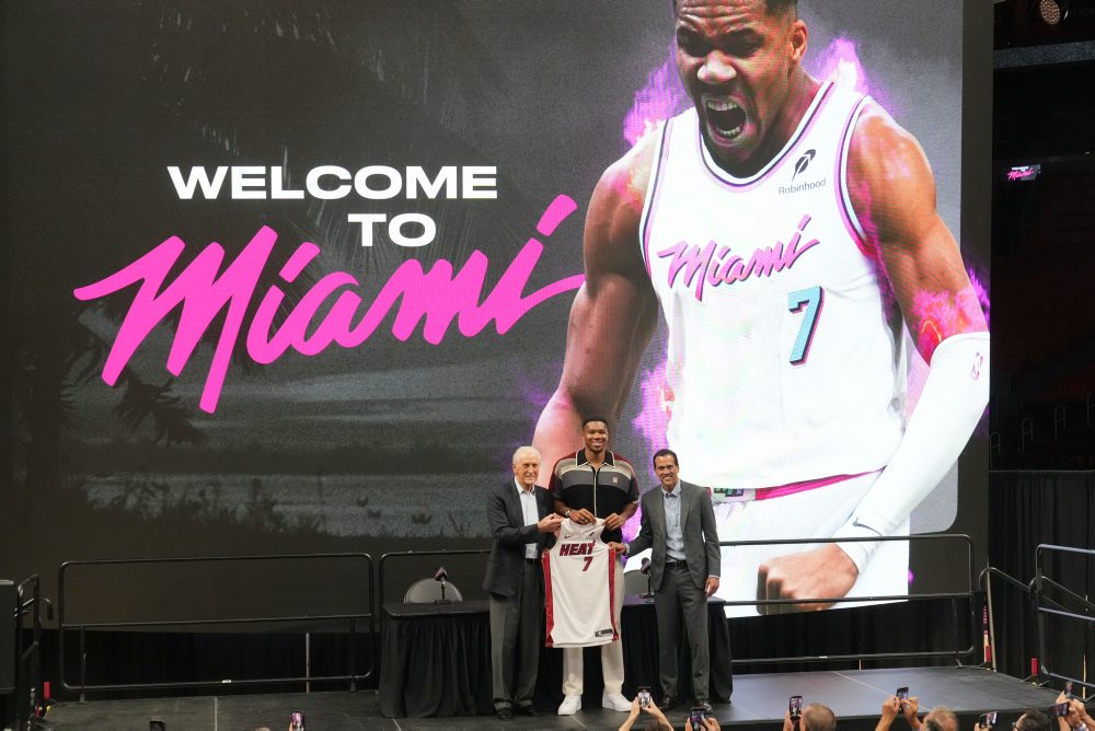 Miami predstavilo novú posilu Giannisa Antetokounmpa