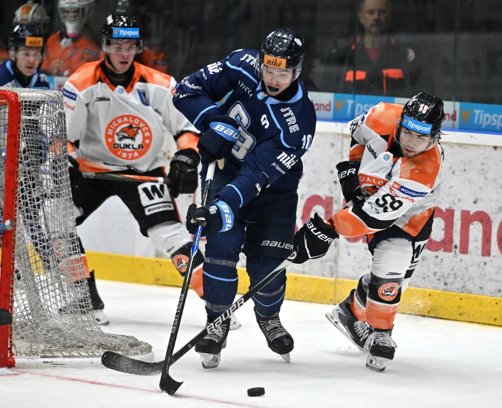 2. kolo Tipsport ligy: HK Dukla Michalovce - HC Slovan Bratislava