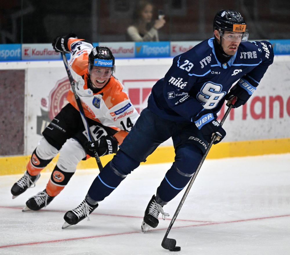 2. kolo Tipsport ligy: HK Dukla Michalovce - HC Slovan Bratislava