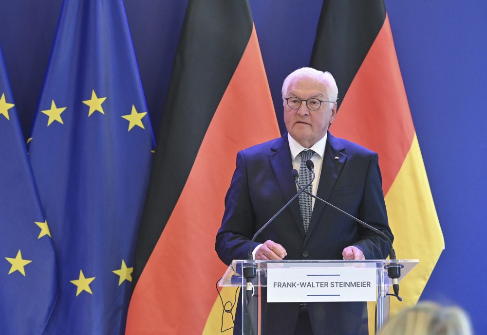 Steinmeier: Európski spojenci v NATO musia byť schopní spoľahnúť sa na USA